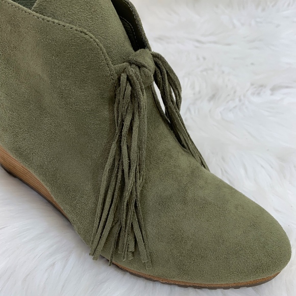 dr scholl's classify bootie